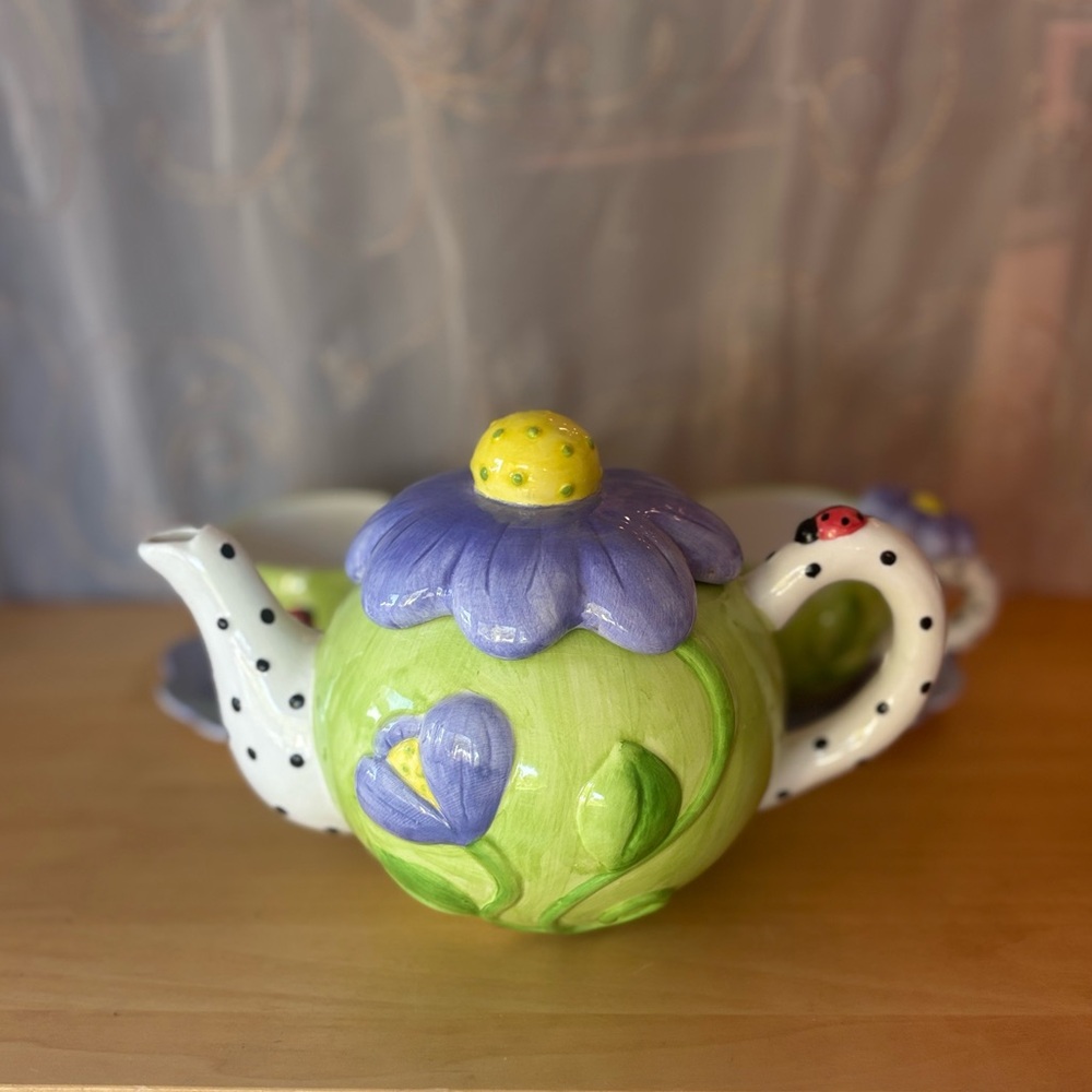 Colorful Floral Teapot with cups with Ladybug Accent purple green and white NWOT